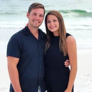 Meet your Posher, Abbey